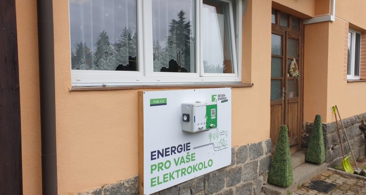 Nabíječka elektrokol