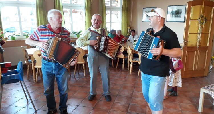 velikonoční večer s harmonikou 2