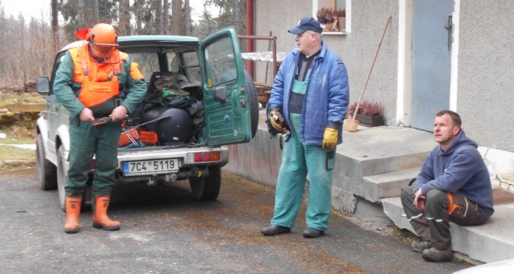 Úklid hřiště 2018