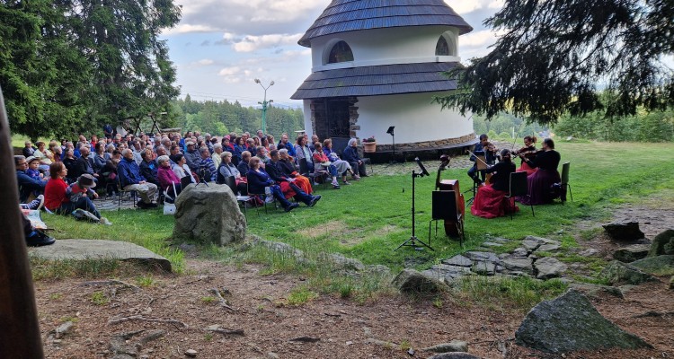 Letní koncert u kapličky