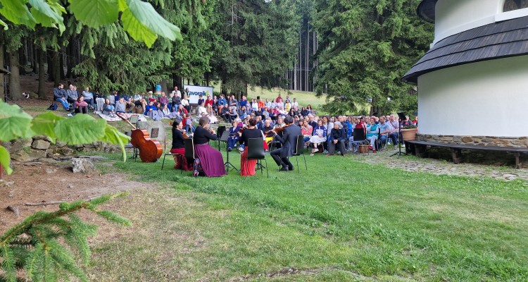 Letní koncert u kapličky